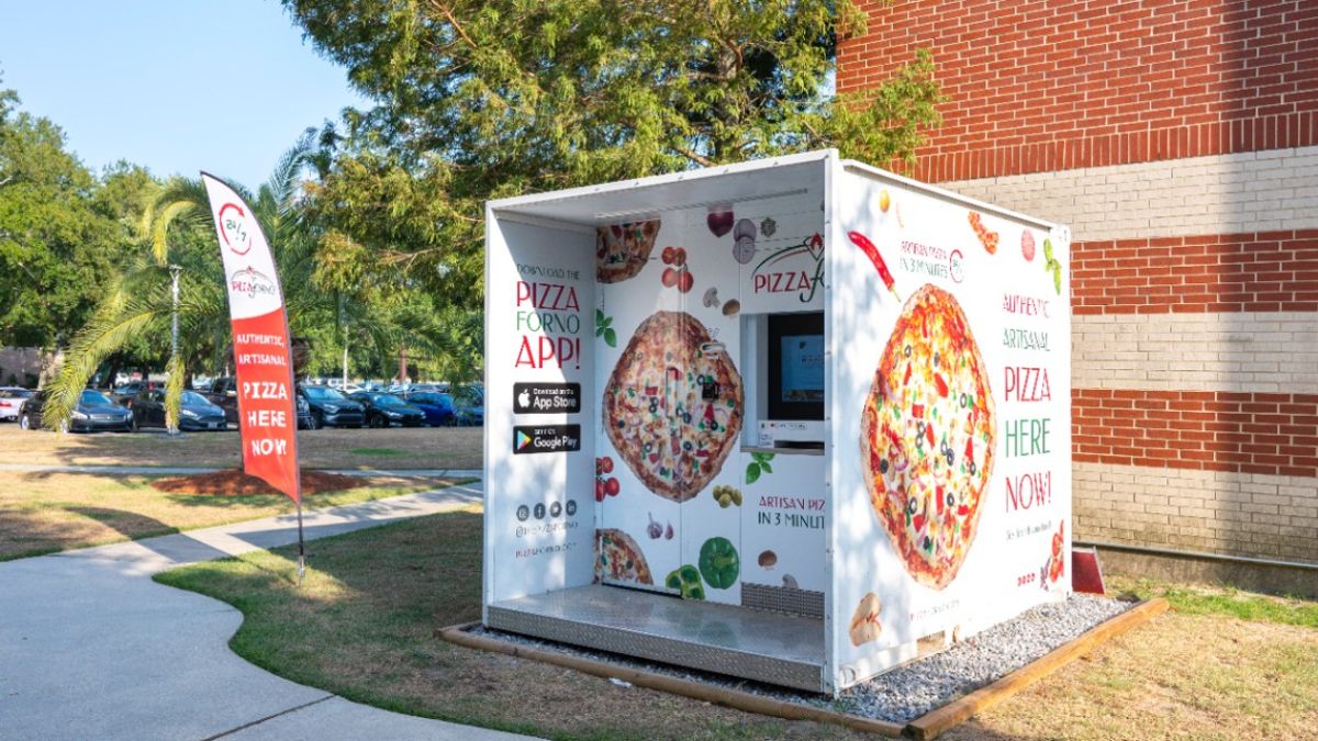 A PizzaForno outdoor pizza vending machine at the University of New Orleans.